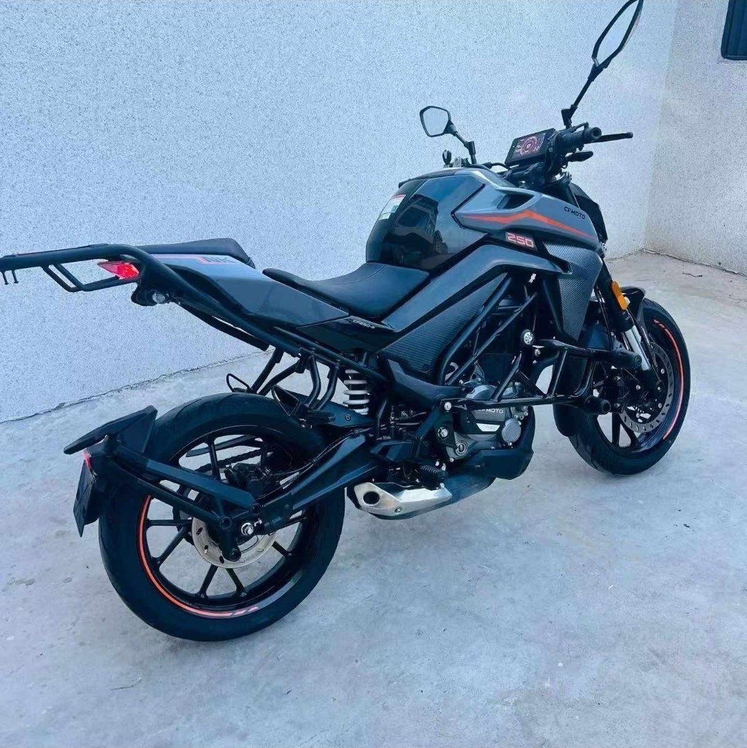 CF MOTO 250nk